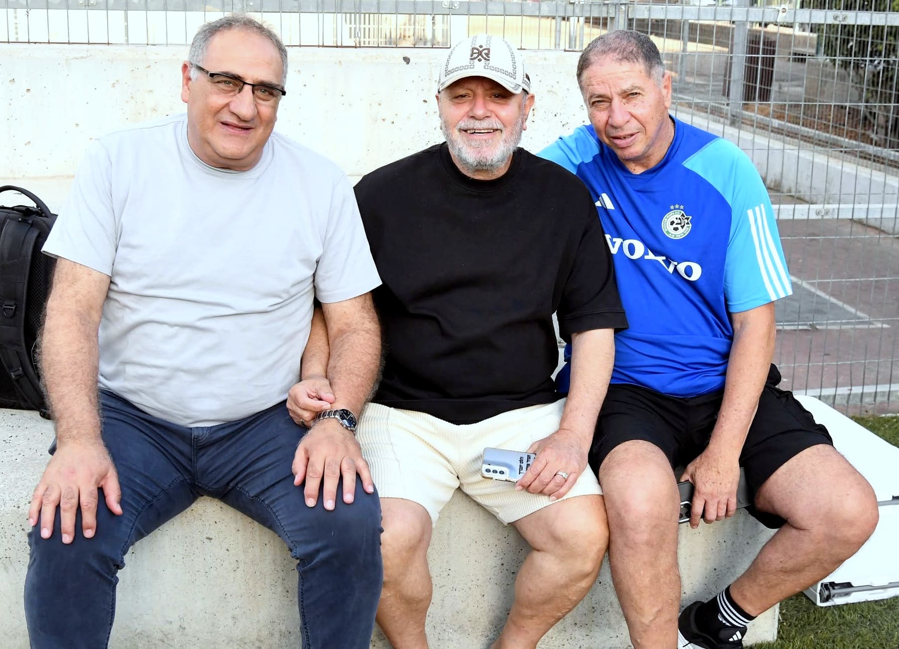 גם אחרי 22 שנה: סיפורו של "טורקו" אוהד מכבי חיפה בכדורגל שהפך לאגדה בחייו ובמותו • משחק הצדעה והוקרה מרגש נערך לזכרו של אהוב הירוקים (גלריית צילומים נרחבת מן האירוע: יוסף (ג'ו) הירש).