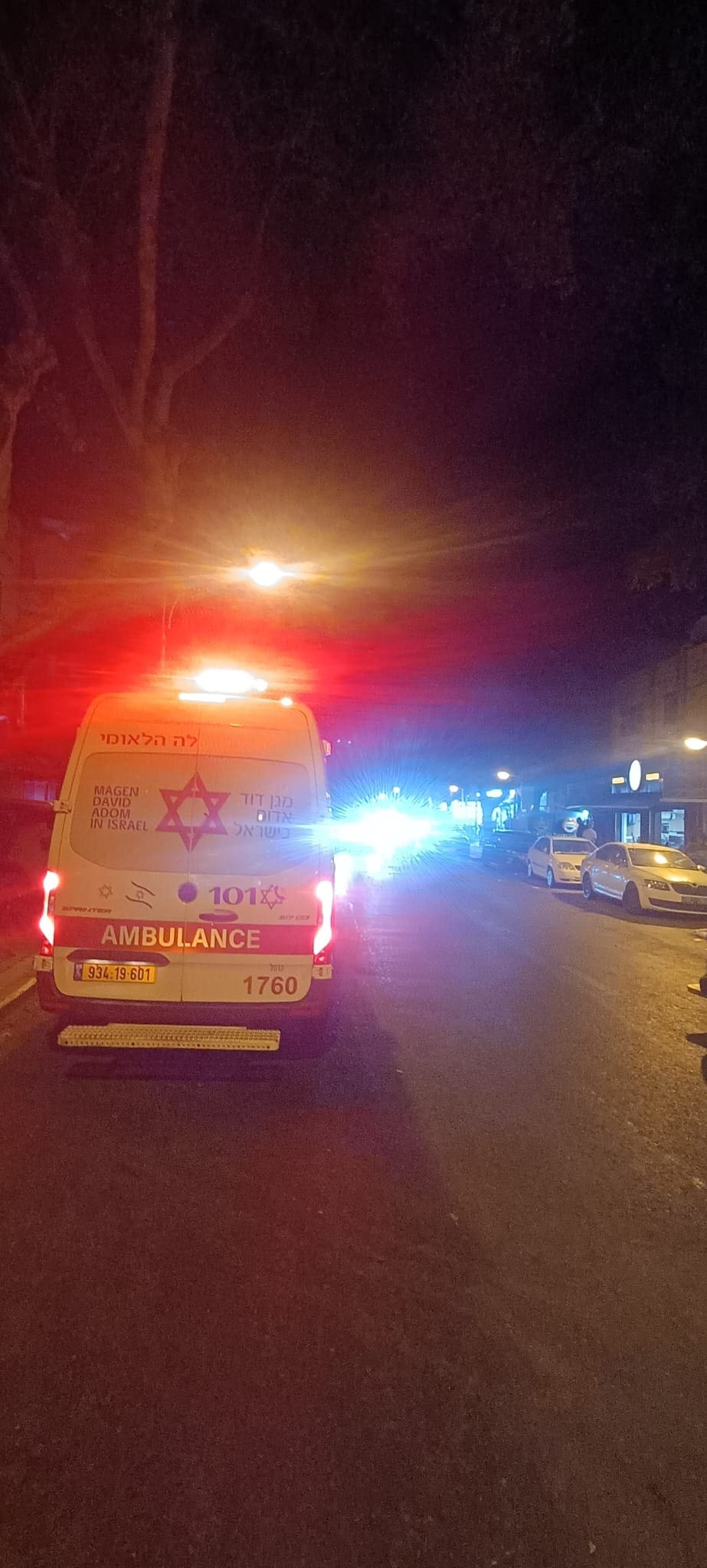 הולך רגל כבן 65 נפגע מרכב בחיפה ופונה במצב קשה 19/6/26 (צילום: תיעוד מבצעי מד״א)