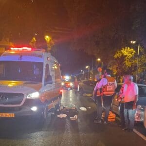 גבר כבן 70 אותר מוטל על הכביש בחיפה במצב קשה 19/6/26 (צילום: דוברות איחוד הצלה – מחוז צפון)