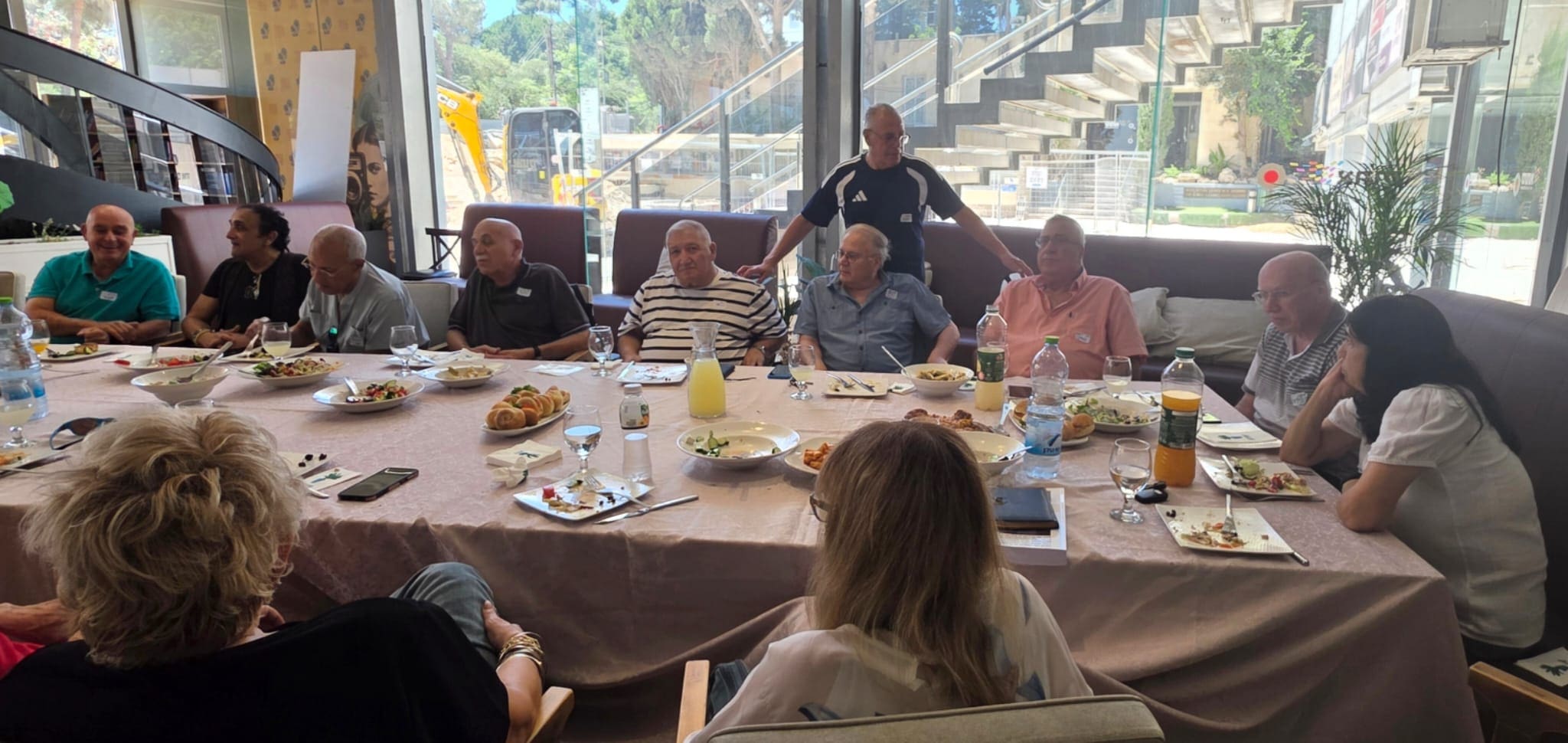 מפגש מרגש: בוגרי בית ספר דרור בקרית אליעזר נפגשו אחרי 60 שנה 1/7/26