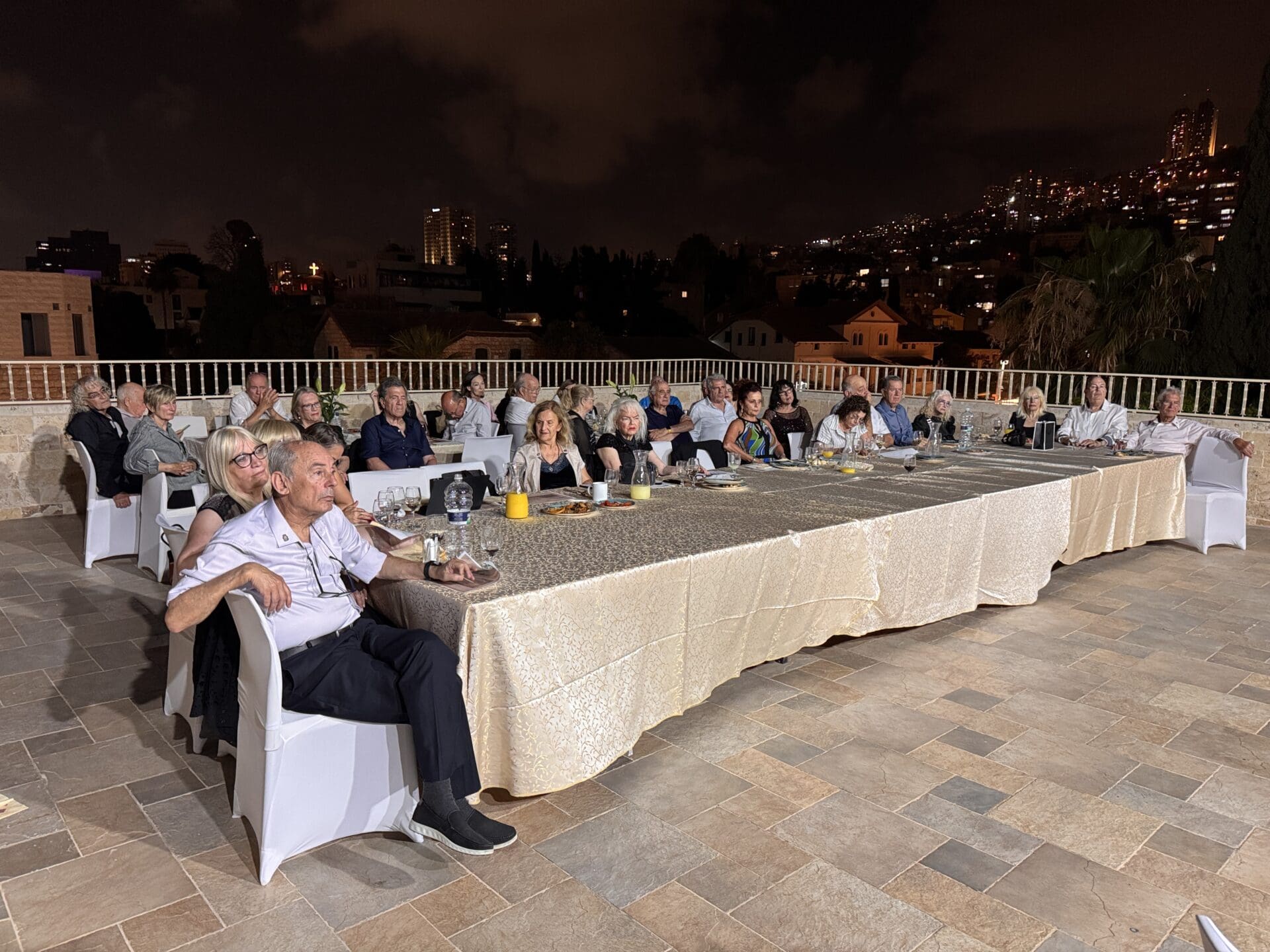 רוטרי הוד הכרמל מסכם שנה של עשייה קהילתית בערב החלפת נשיאים (צילום: ירון כרמי)