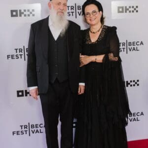 תכשיטים מקרית טבעון על השטיח האדום בפסטיבל טרייבקה בניו יורק 5/7/26 (צילום: לירי אגמי, גיל בניטה ו-Antony Hatchuel)