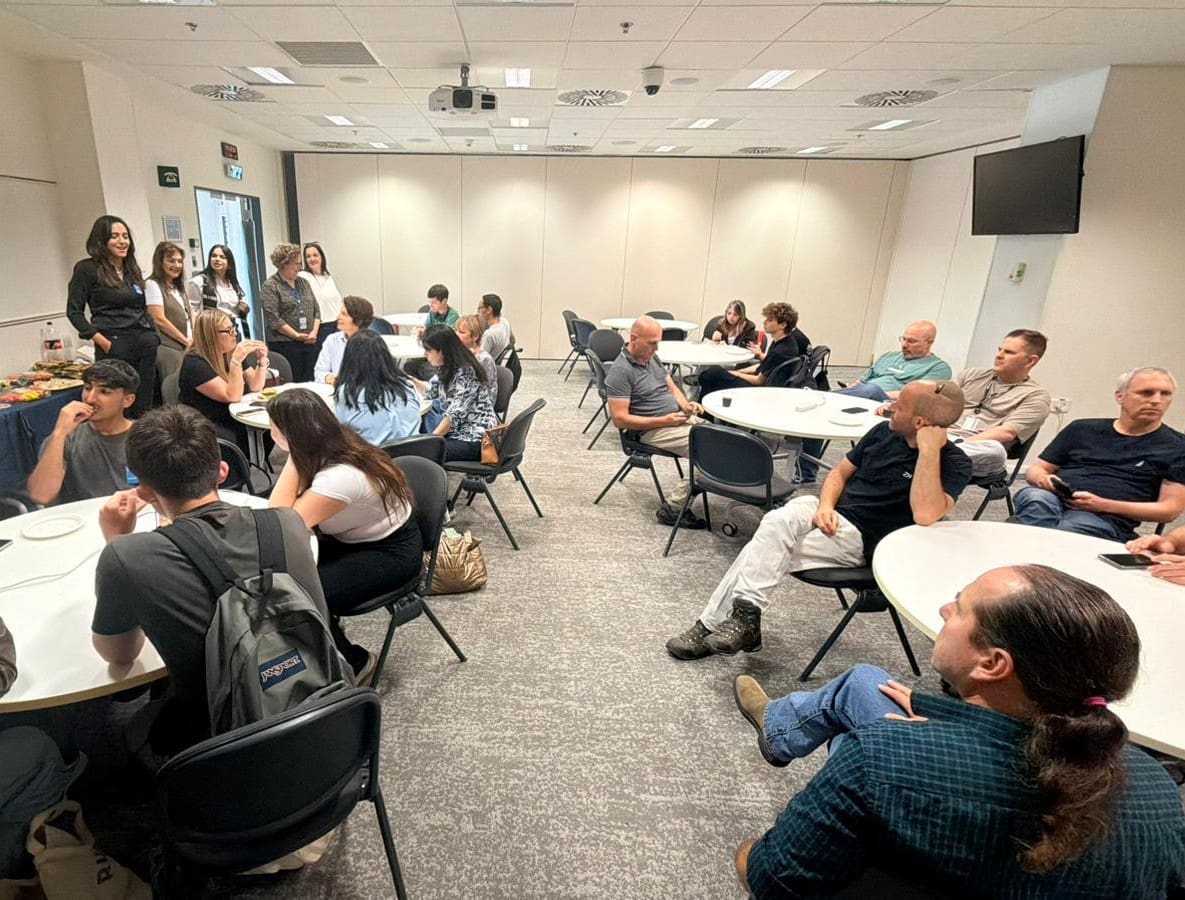 אירוע חגיגי לסיום שנת הפעילות 2025-2026 של מיזם חושבים חיובי (צילום: אינטל)