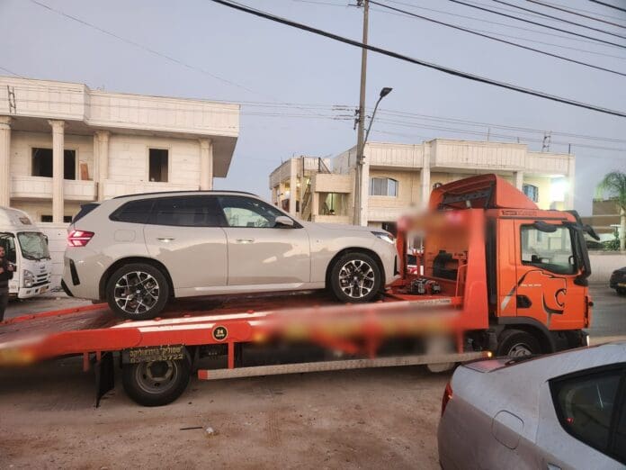 ארבעה חשודים נעצרו בגביית דמי חסות ממתקנים לאומיים וממועצה מקומית בצפון - מצ״ב תיעוד מהפעילות הבוקר 6/7/26 (צילום: דוברות המשטרה)