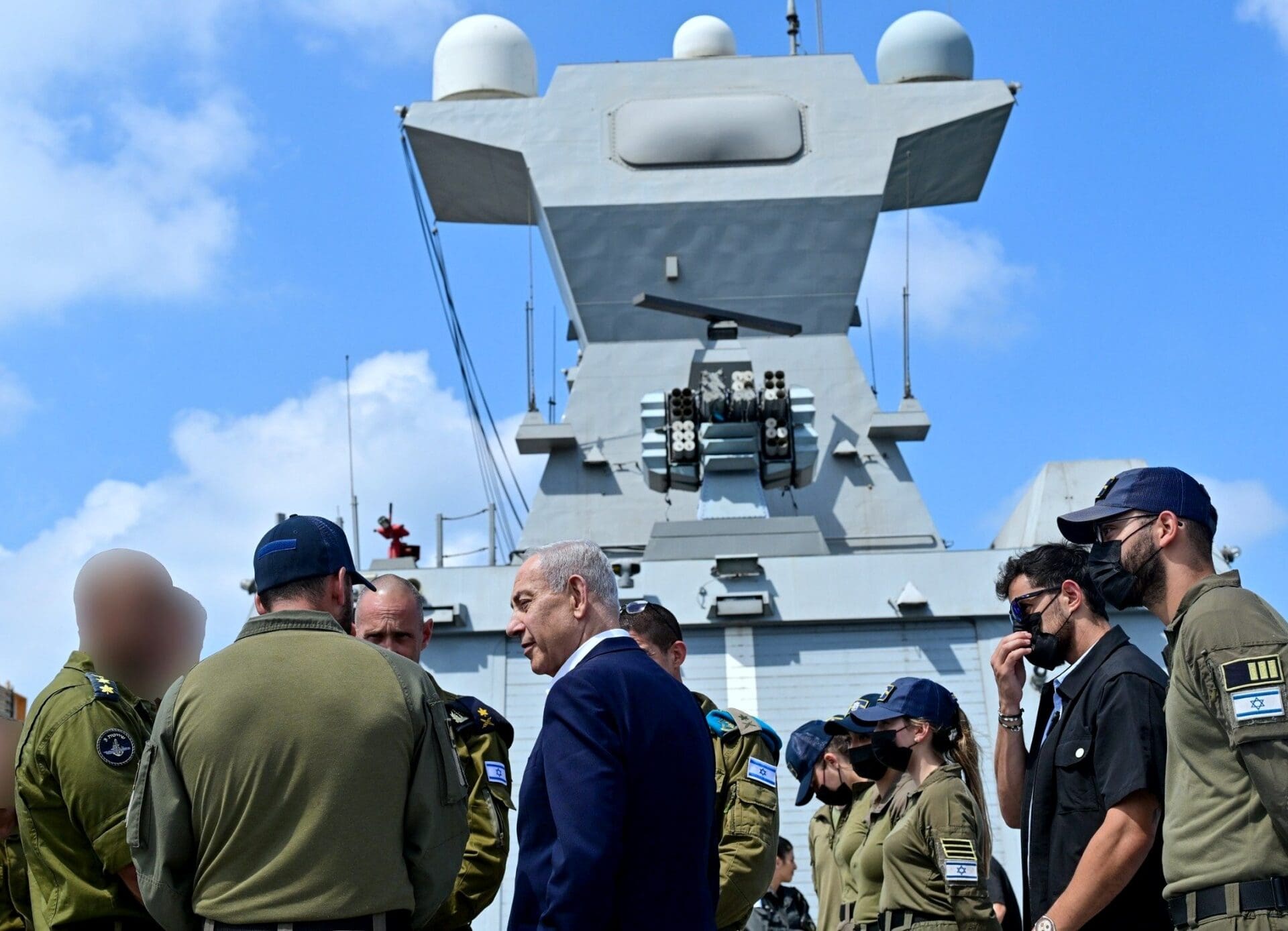 ראש הממשלה בנימין נתניהו ביקר בבסיס חיל הים בחיפה (צילום: קובי גדעון, לע״מ).