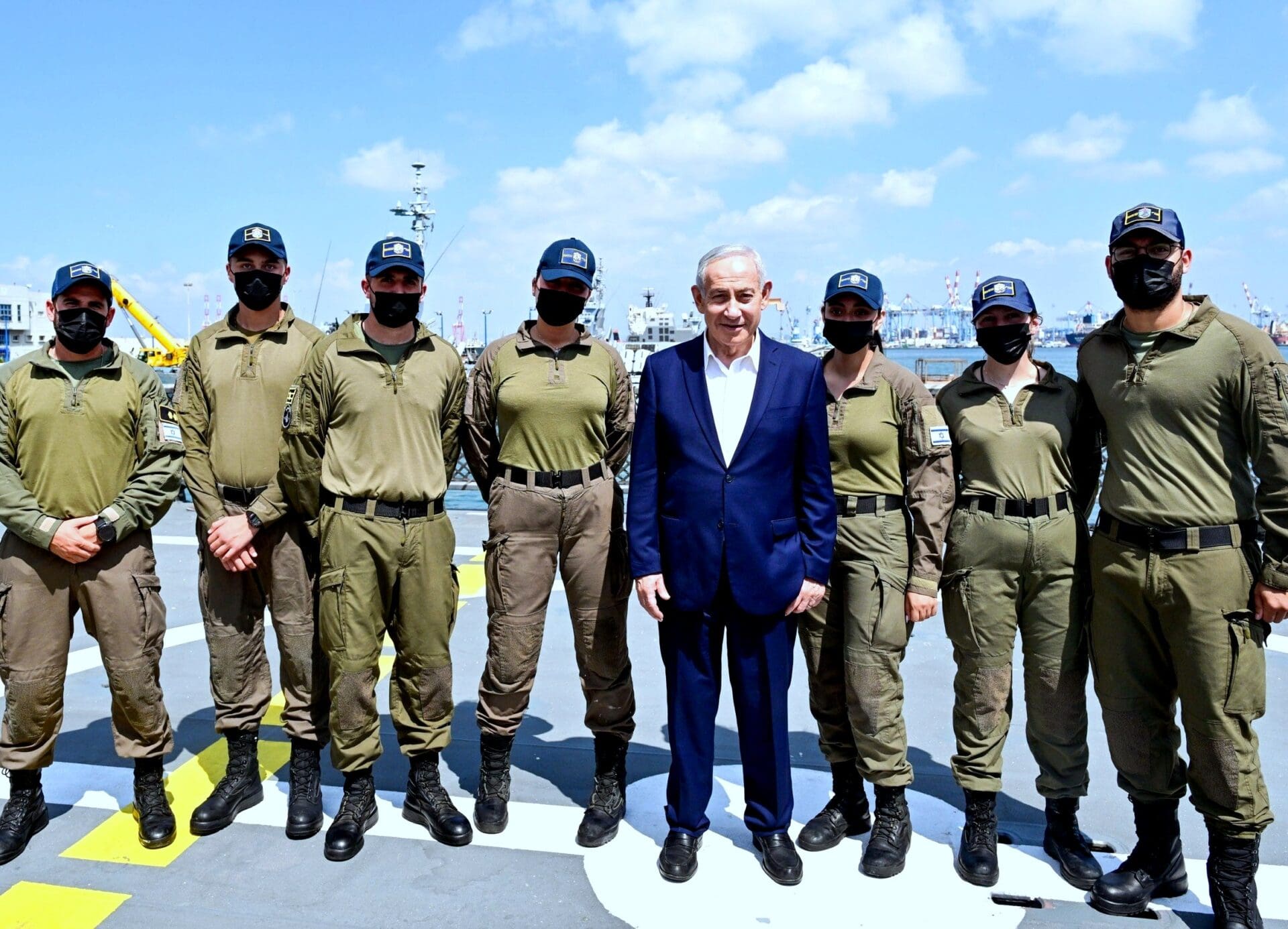 ראש הממשלה בנימין נתניהו ביקר בבסיס חיל הים בחיפה (צילום: קובי גדעון, לע״מ).