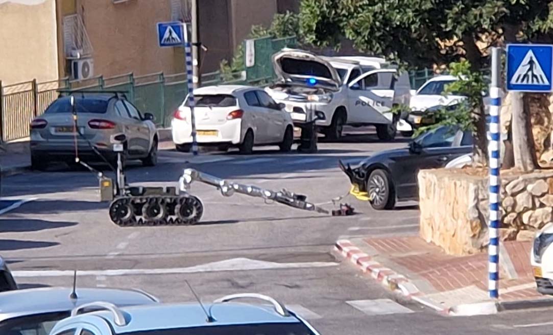 רובוט מסלק מטען חבלה בנשר 19 ביולי 2026 (צילום: חנה יריב)
