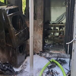 שריפה פרצה בבית עסק במבנה מגורים בשדרות מוריה בחיפה שריפה פרצה בבית עסק במבנה מגורים בשדרות מוריה בחיפה - דוברות כבאות והצלה לישראל | מחוז חוף 19/7/26 (צילום: כבאות והצלה לישראל)