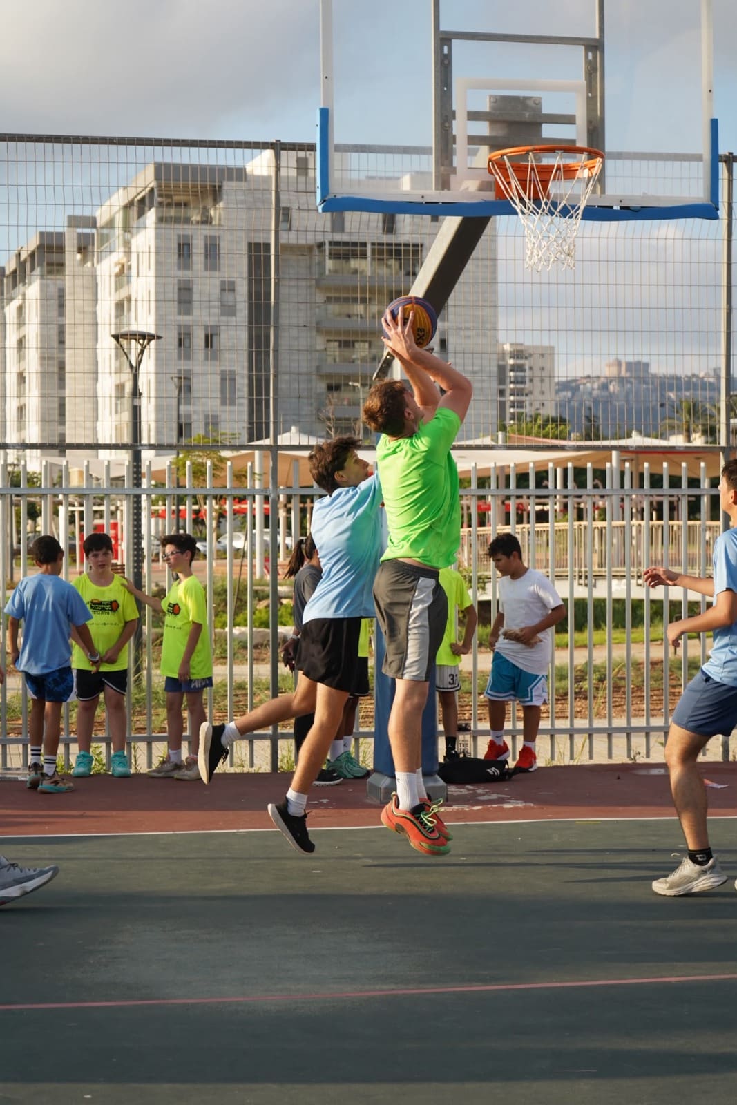 אליפות הסטריטבול החמישית בטירת כרמל עם שיא של 36 קבוצות 21/7/26 (צילום: דוברות עיריית טירת כרמל)