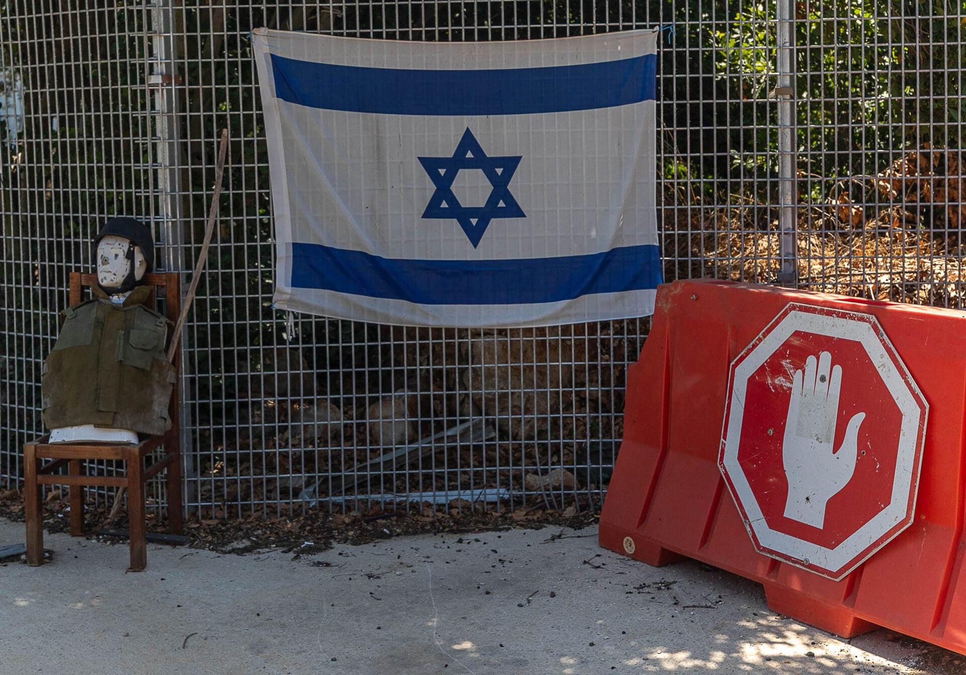 סימני חזרה לשיגרה בשתולה (צילום: אבי אלבאום)