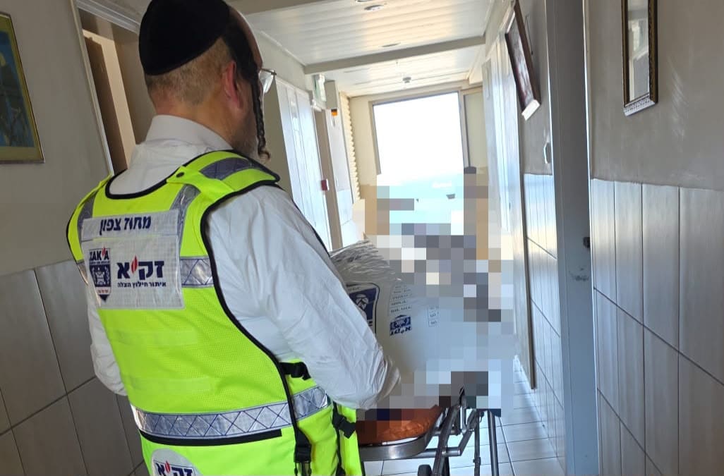 מתנדבי זק"א מחוז צפון, מטפלים בכבוד המת (צילום: זק"א)