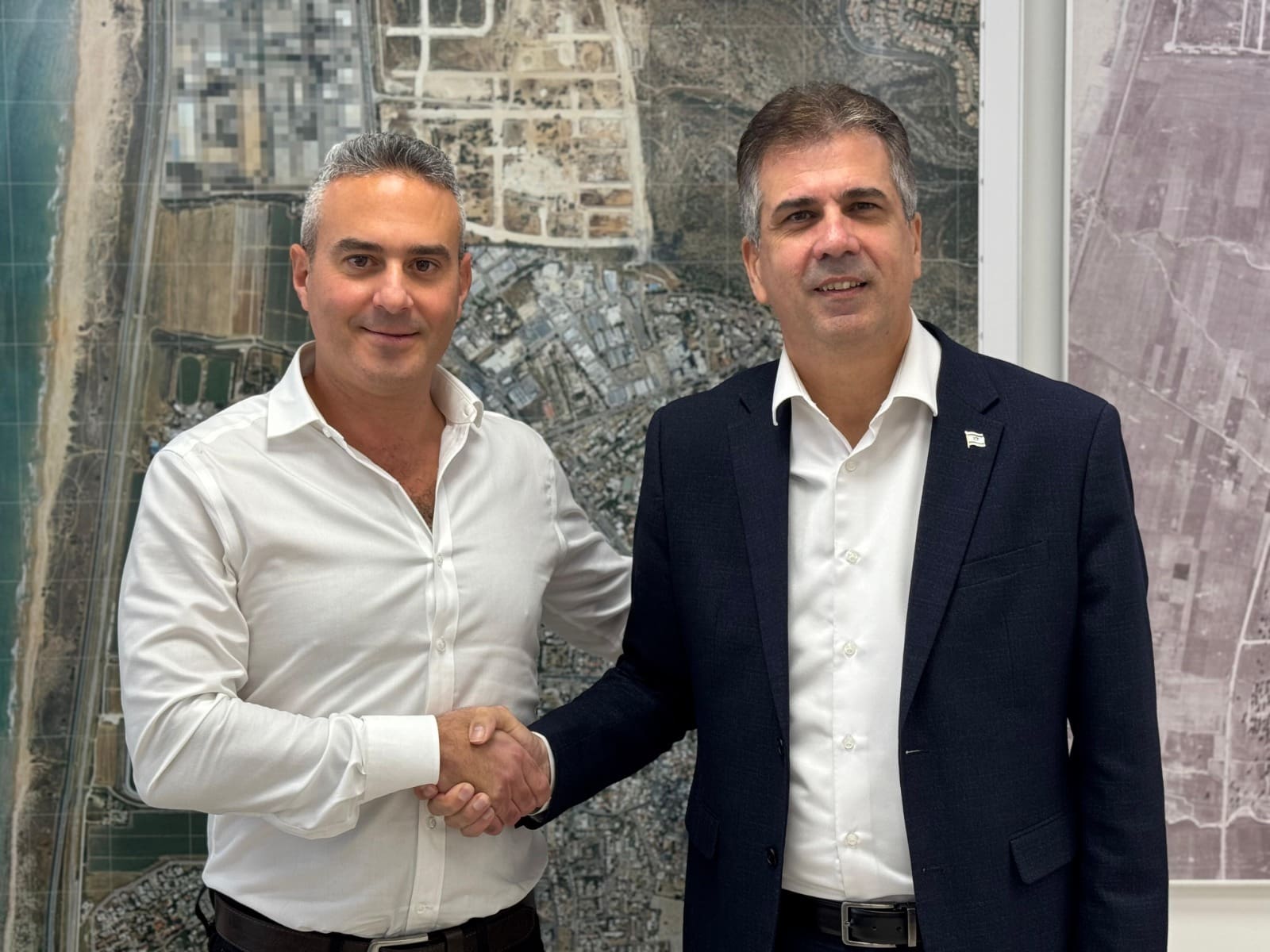 ראש העיר טירת כרמל, דודו כהן ושר האנרגיה, אלי כהן | צילום: דוברות עיריית טירת כרמל