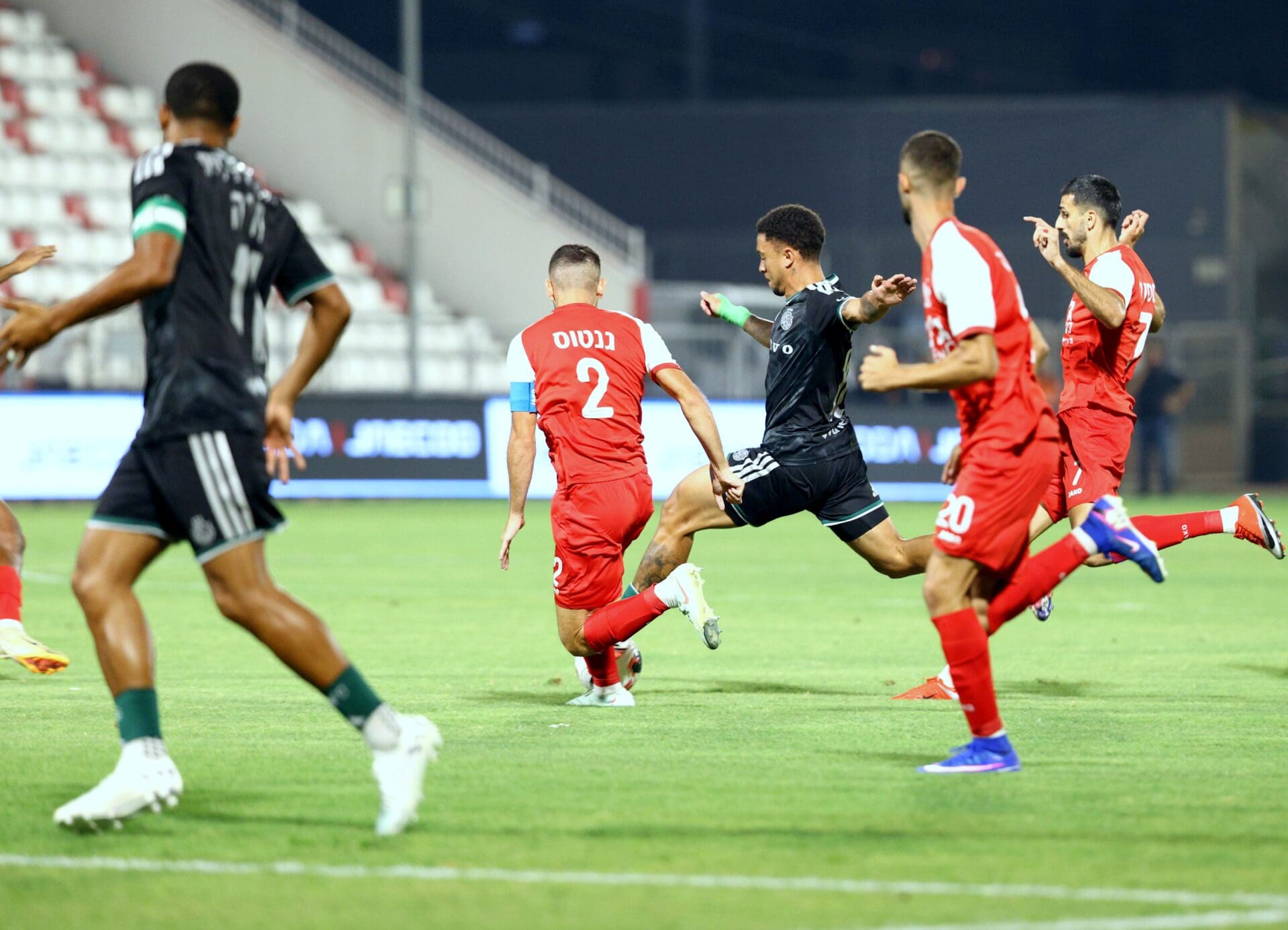 ממשיכה להתאושש: מכבי חיפה מנצחת בחוץ 1:0 את בני סכנין (צילום: מכבי חיפה, אסף פטוקה). 