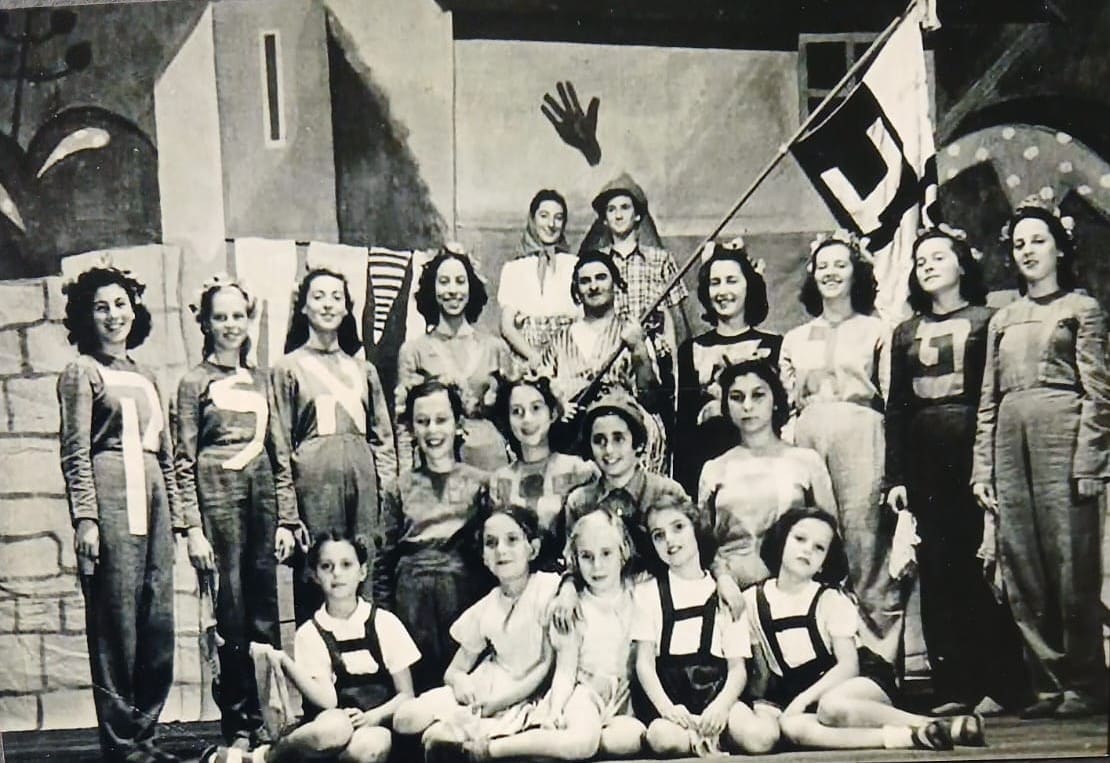 תיאטרון הילדים "קולנו" (צילום: אלבום פרטי)