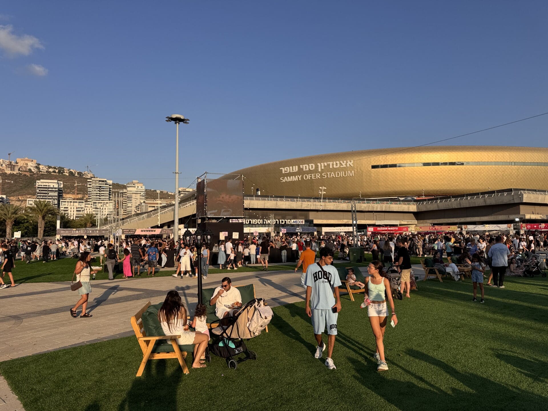 פסטיבל האוכל של חיפה יצא לדרך: שלושה ימים של חגיגה קולינרית ענקית בסמי עופר 11/8/26 (צילום: חי פה-TV)