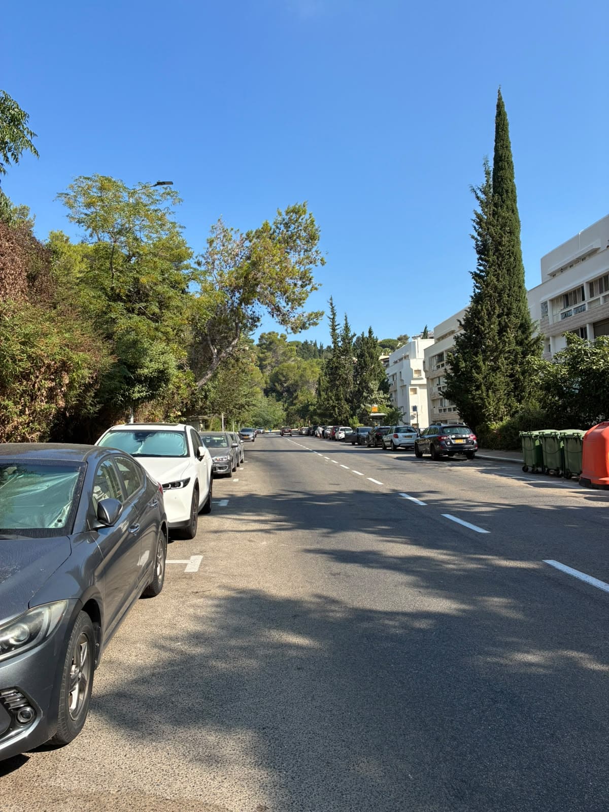 רחוב מבצע יהונתן (צילום: חי פה בשטח)