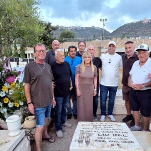 26 שנים לאגדה שלא נגמרת לעולם • אזכרה מרגשת לשעייה שווגר ז"ל אזכרה מרגשת: 26 שנים לאגדה שלא נגמרת לעולם שעיה שווגר ז"ל (צילום: אדיר יזירף).