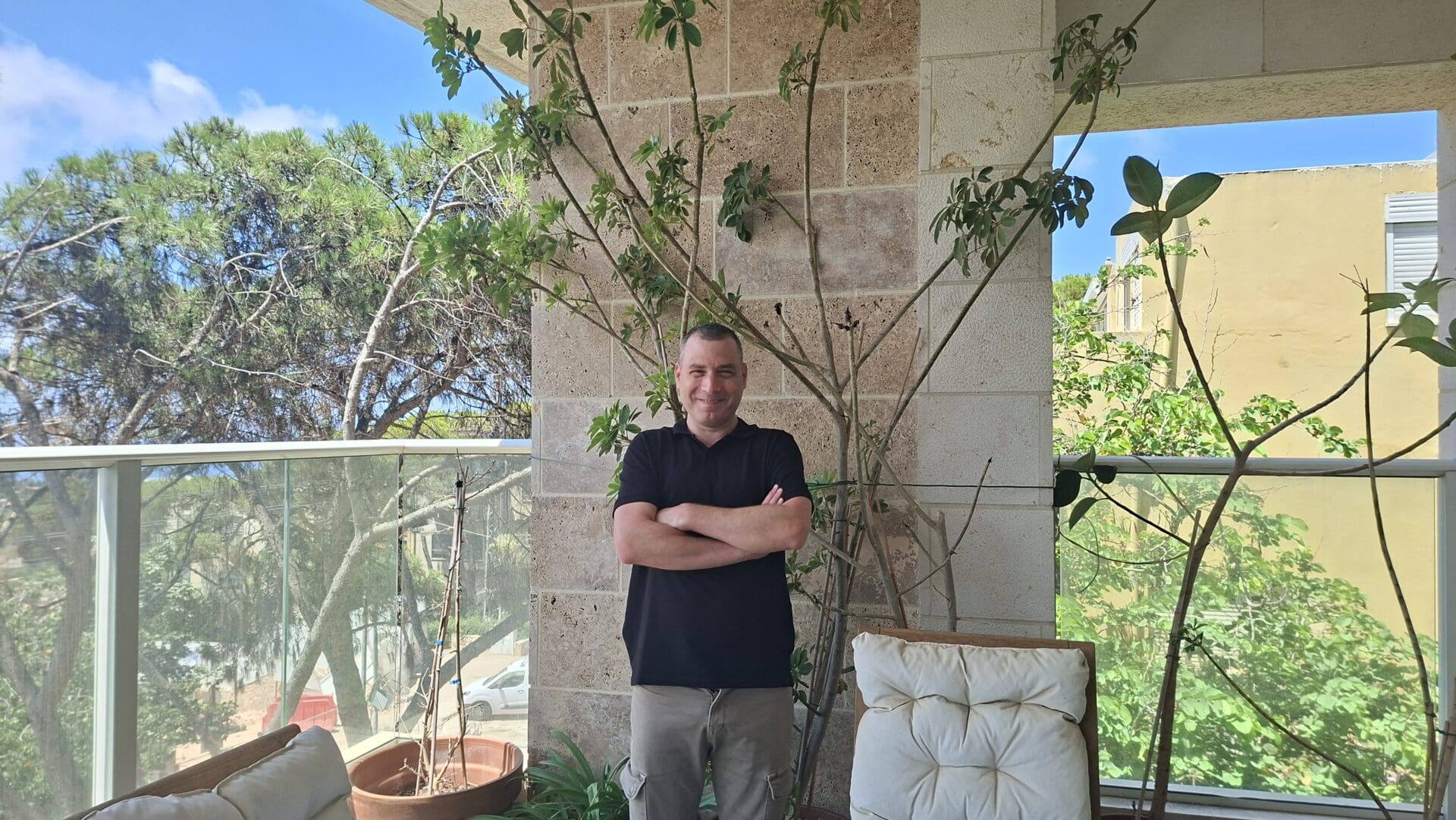 ד"ר איתי יחיאלי - במרפסת: מקום תרגול מיינדפולנס, מודעות קשובה (צילום: רחלי אורבך)