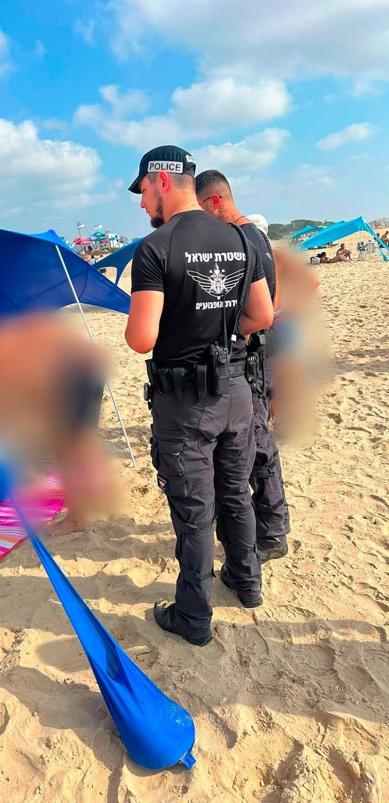 פעילות משטרתית מוגברת בחופי חיפה: דוחות, שפיכות אלכוהול ועיכוב חשודים 17/8/26 (צילום: דוברות המשטרה)