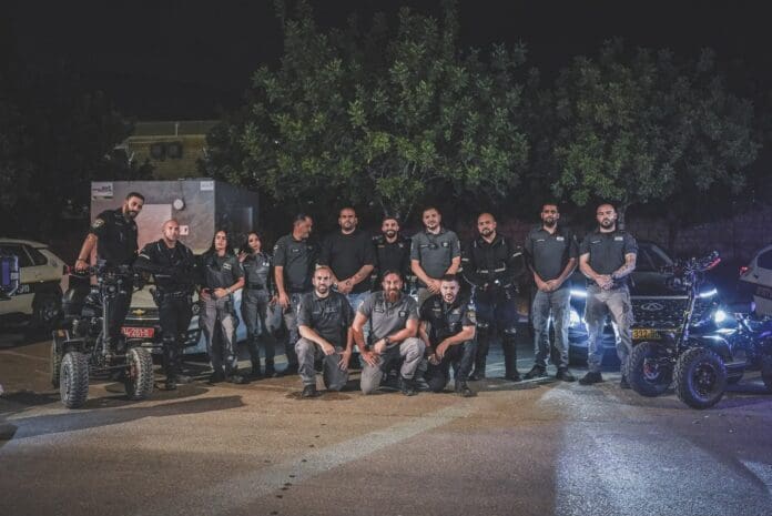 מבצע אכיפה נרחב בטירת כרמל: כ-200 נבדקו ונרשמו עשרות דוחות 23/8/26 (צילום: דוברות עיריית טירת כרמל)