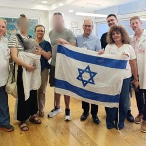 הלוחם שאיבד את עינו בטול כרם השתקם בבני ציון וחולם לחזור ללחימה 23/8/26 (צילום: ניר קופלר)