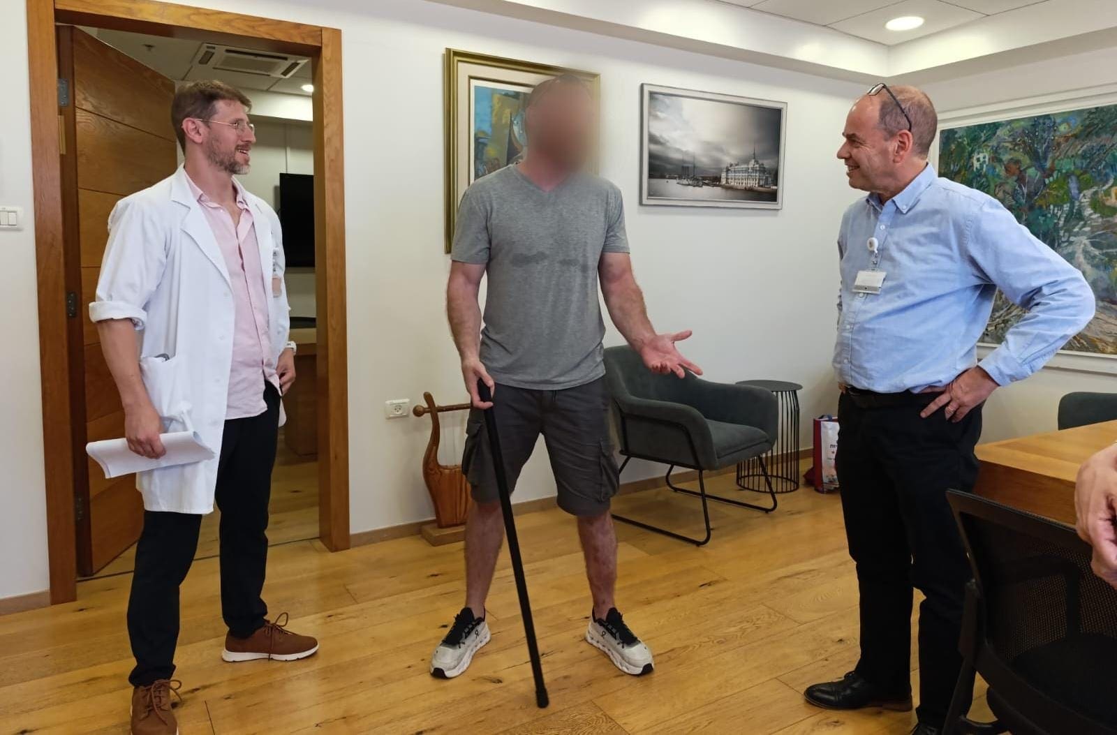 הלוחם שאיבד את עינו בטול כרם השתקם בבני ציון וחולם לחזור ללחימה 23/8/26 (צילום: ניר קופלר)