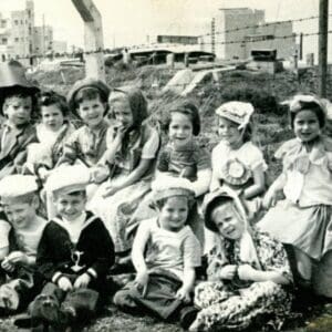 מתוך סיפור מקומי - גן בתיה בפורים בחיפה (צילום באדיבות כרמל עברי)