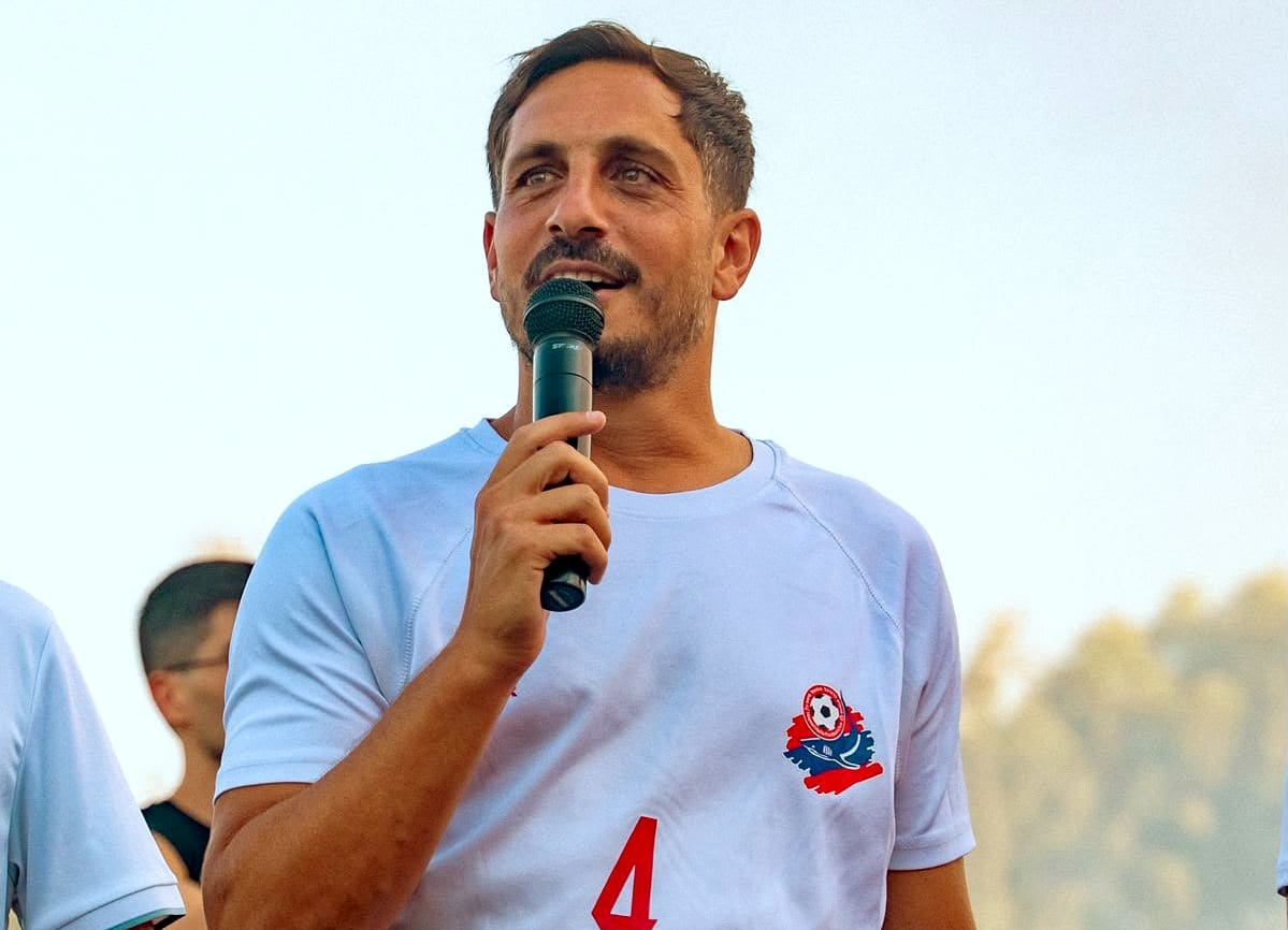 הפועל חיפה: אלף אוהדים אדומים נטלו חלק בהפנינג תחילת העונה (צילום: מועדון הכדורגל הפועל אחוזה חיפה, ארז וקנין).