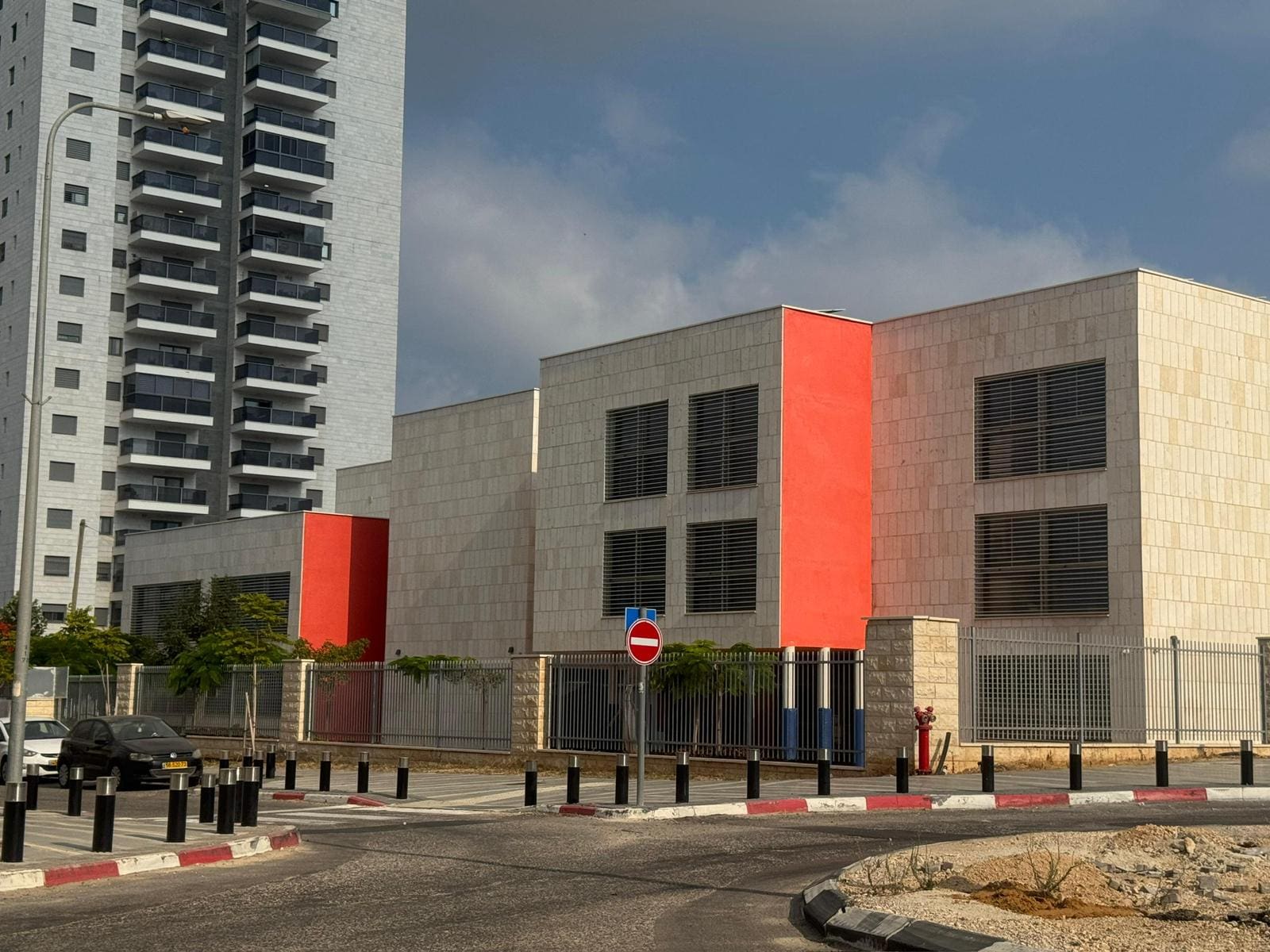 טירת כרמל פותחת את שנת הלימודים תשפ״ז עם מספר שיא של תלמידים 30/8/26 (צילום: דוברות עיריית טירת כרמל)