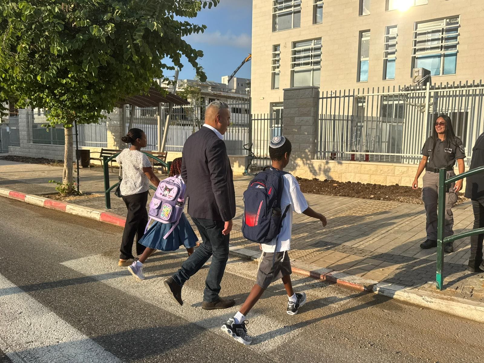 טירת כרמל פתחה את שנת הלימודים תשפ״ז במבנה חינוך חדש 1/9/26 (צילום: דוברות עיריית טירת כרמל)
