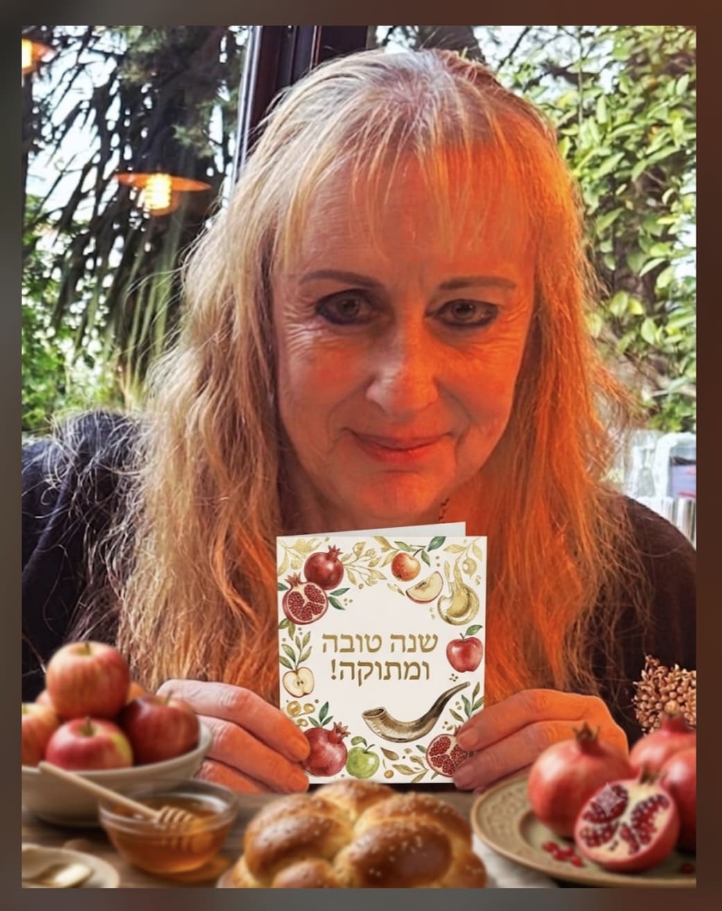 ערה"ש העברי - ברכת חג, שתהא זו שנה טובה ומתוקה (צילום: נוצר בתוכנת A.I ע"י רחלי אורבך)
