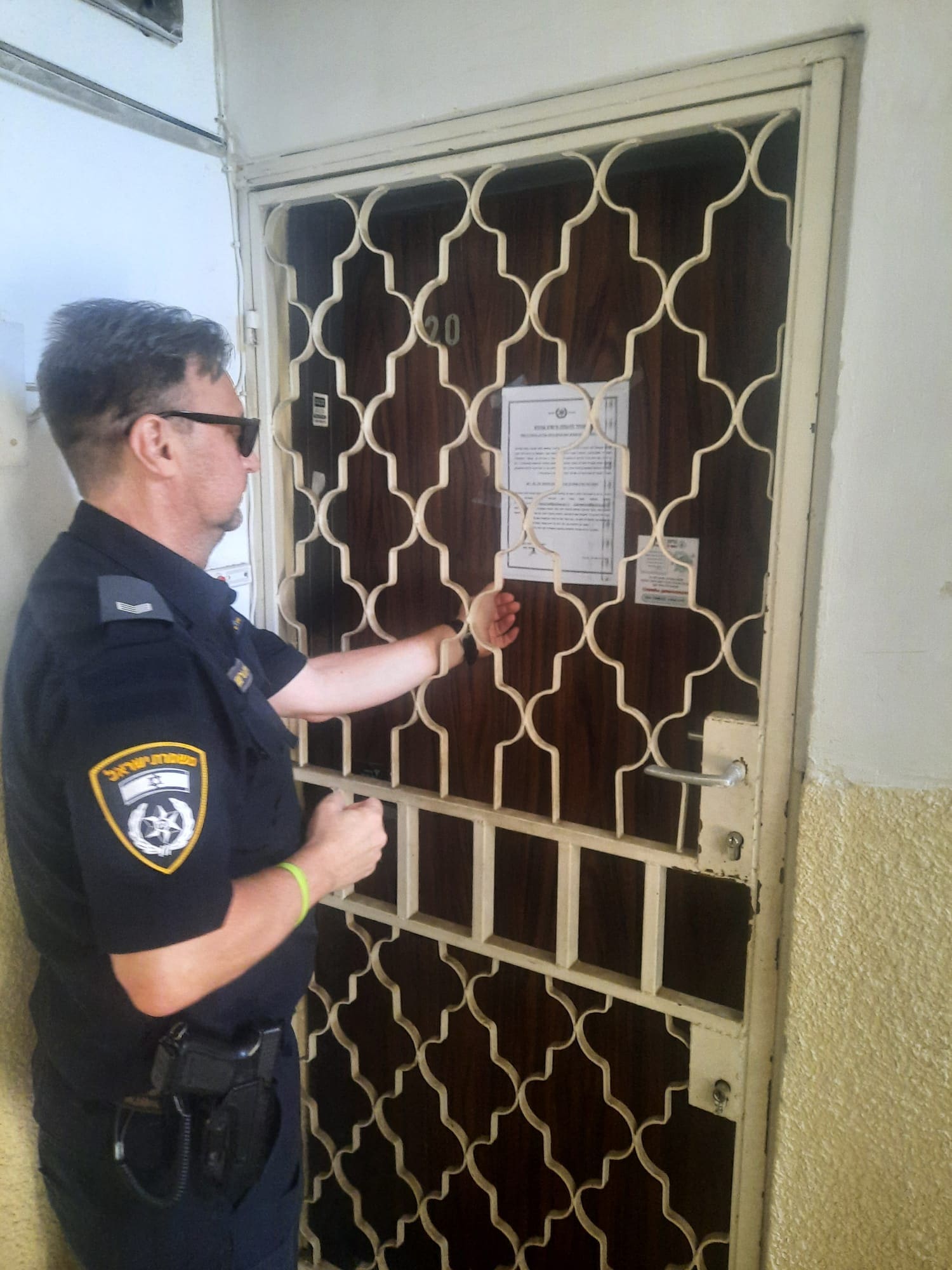 מעבדת סמים נחשפה בדירה בקריית ים – המקום נסגר בצו מפקד המחוז - מצ״ב תיעוד 3/9/26 (צילום: דוברות המשטרה)