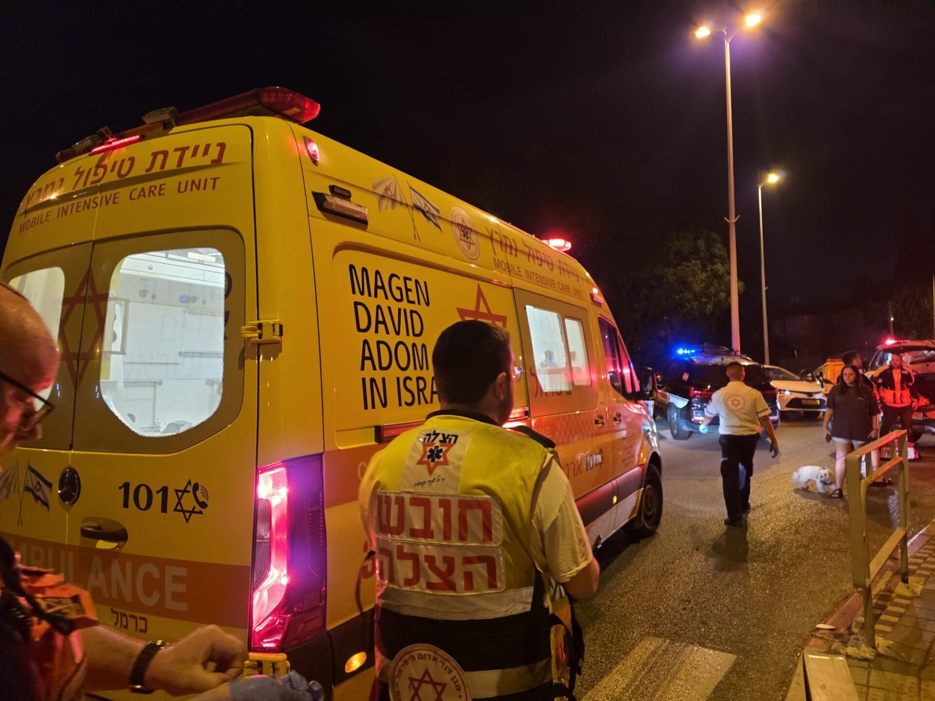 קרית אתא: שני צעירים נפצעו באירועי אלימות נפרדים 8/9/26 (צילום: דוברות הצלה)