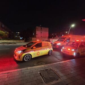 גבר בן 52 נדקר באירוע אלימות בקריית ים 8/9/26 (צילום: דוברות מד״א)