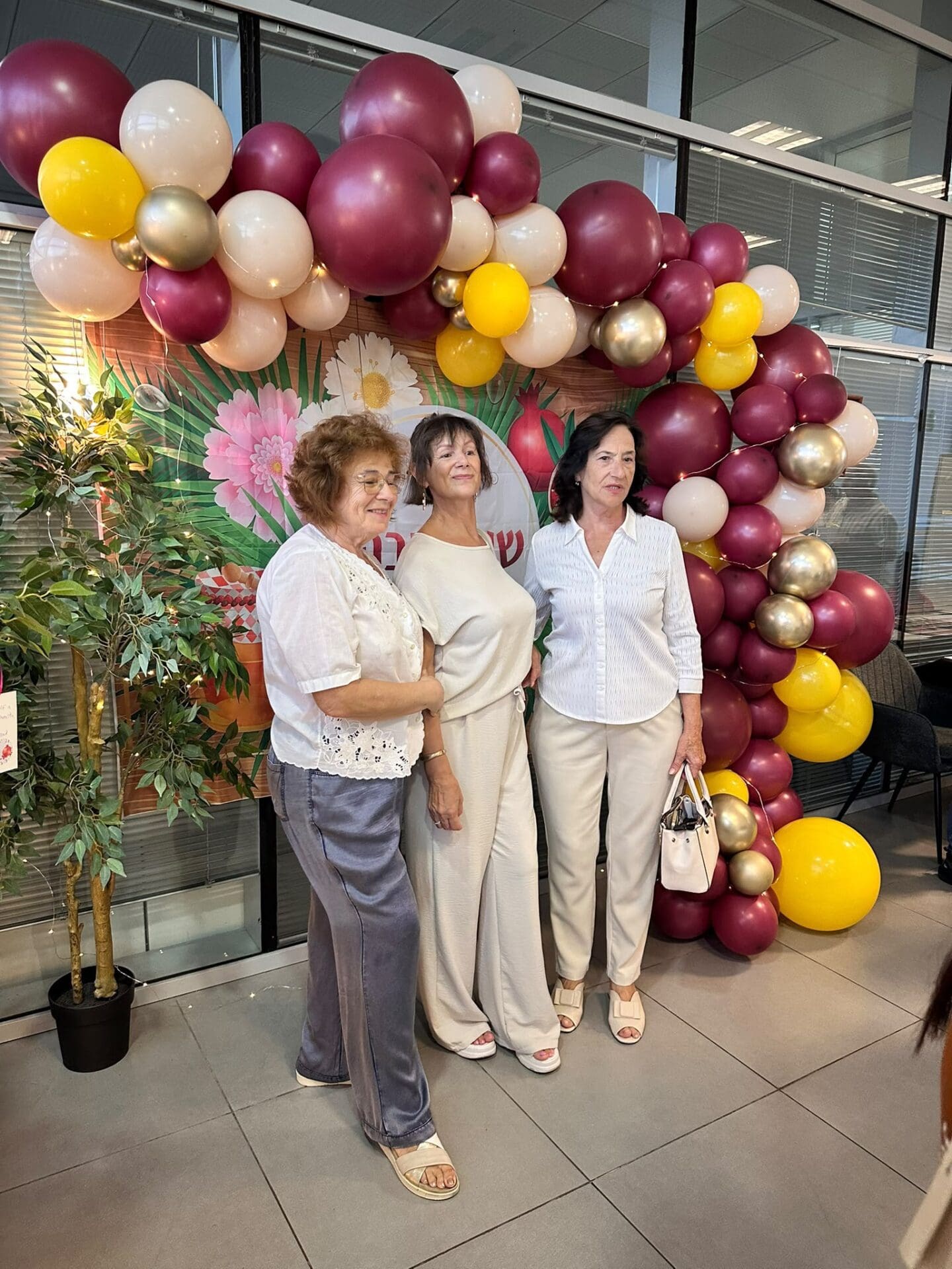 טירת כרמל: ערב חגיגי לעולים חדשים וותיקים לקראת ראש השנה 10/9/26 (צילום: דוברות עיריית טירת כרמל)