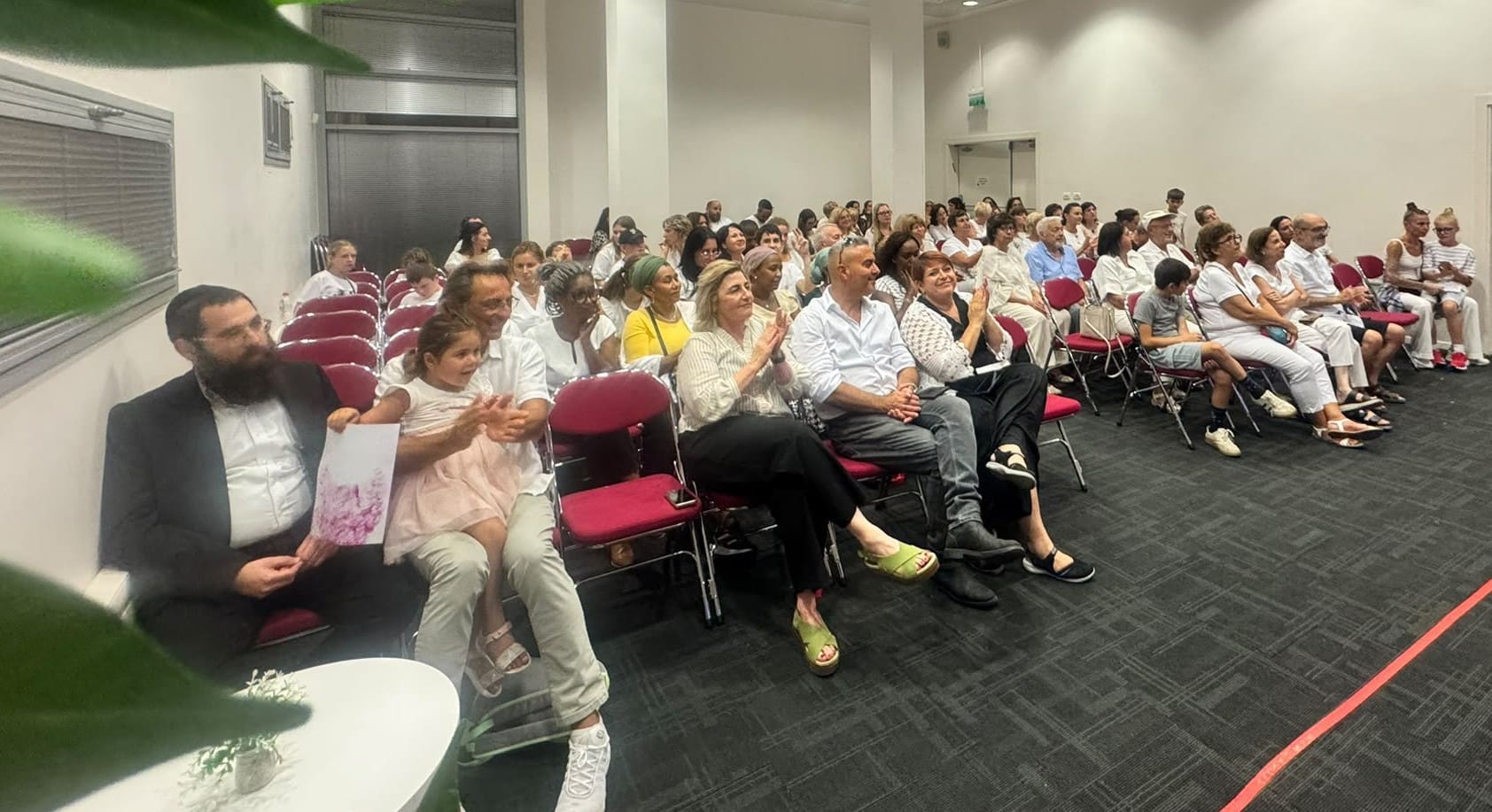 טירת כרמל: ערב חגיגי לעולים חדשים וותיקים לקראת ראש השנה 10/9/26 (צילום: דוברות עיריית טירת כרמל)