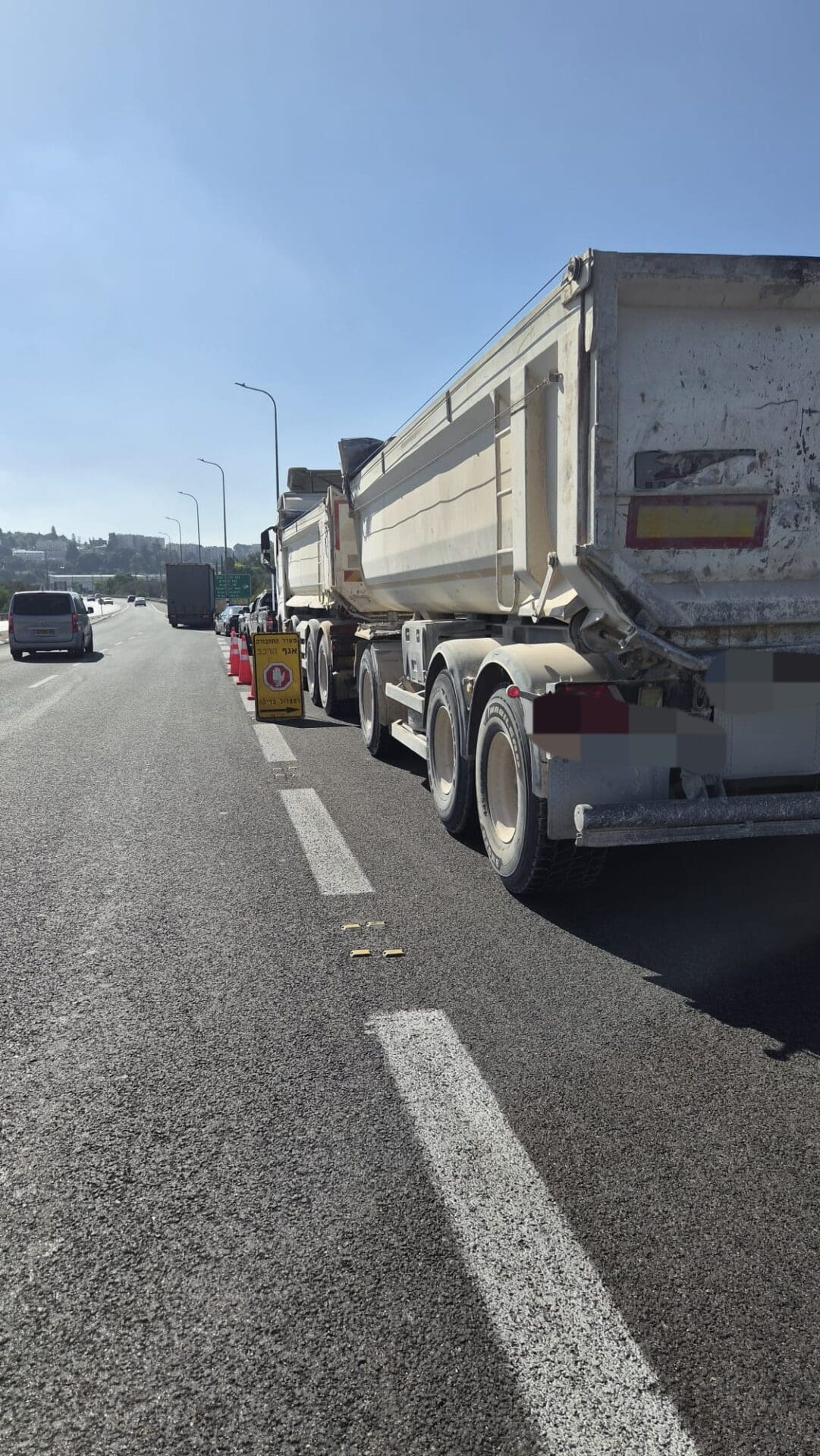 יממה של מבצעים: סגירת מעבדת סמים, מעצר חשוד בירי ופשיטה על תחנת הימורים בקריית אתא 18/9/26 (צילום: דוברות המשטרה)