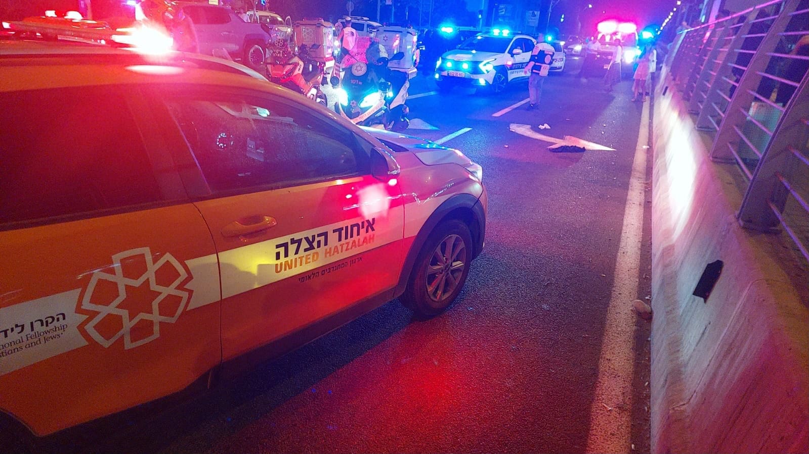 נער כבן 15 נפגע מרכב בדרך עכו-חיפה – מצבו אנוש 24/9/26 (צילום: איחוד הצלה)