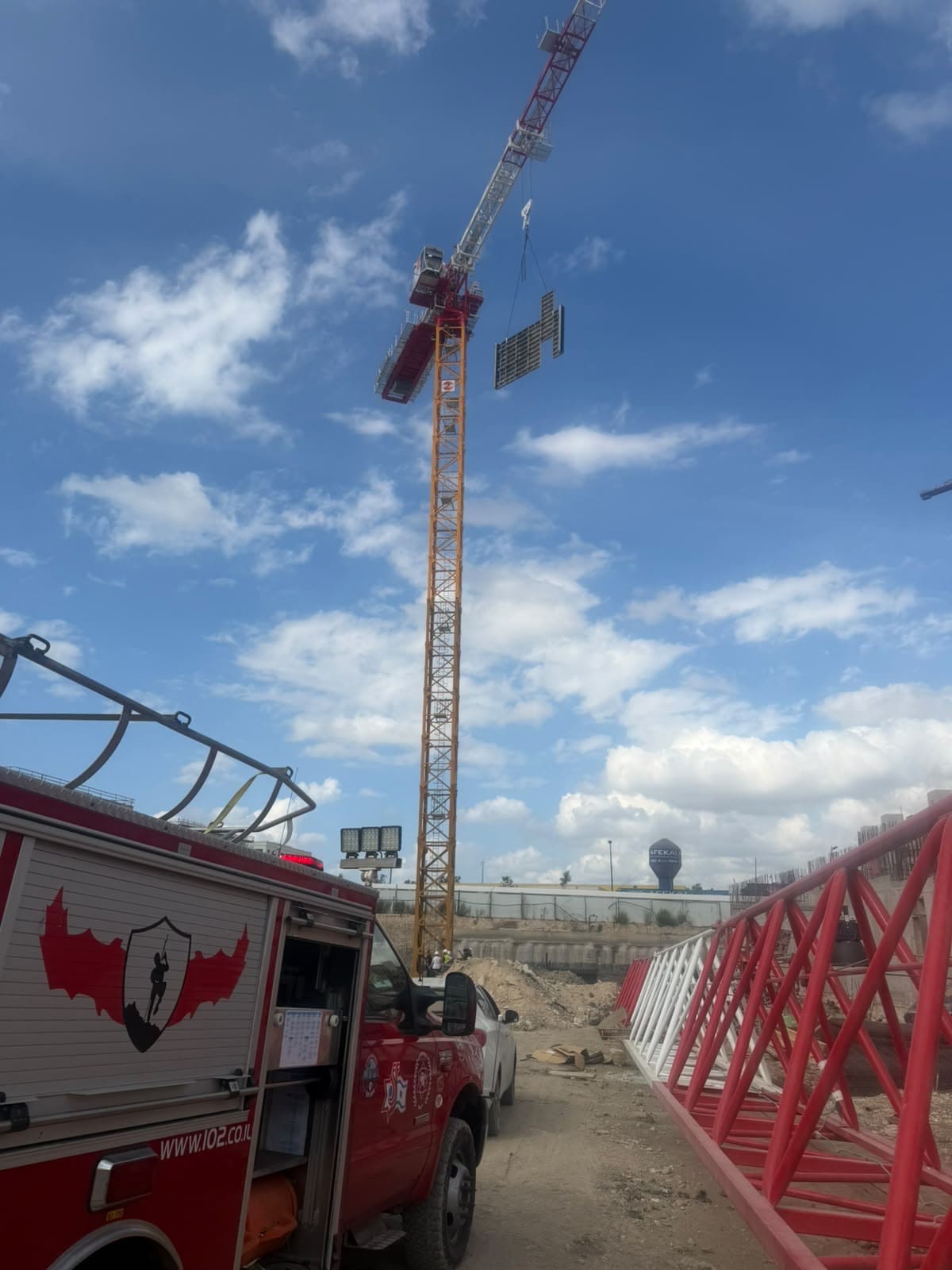 מנופאי איבד הכרתו בגובה 50 מטרים וחולץ בקריית ביאליק 29/9/26