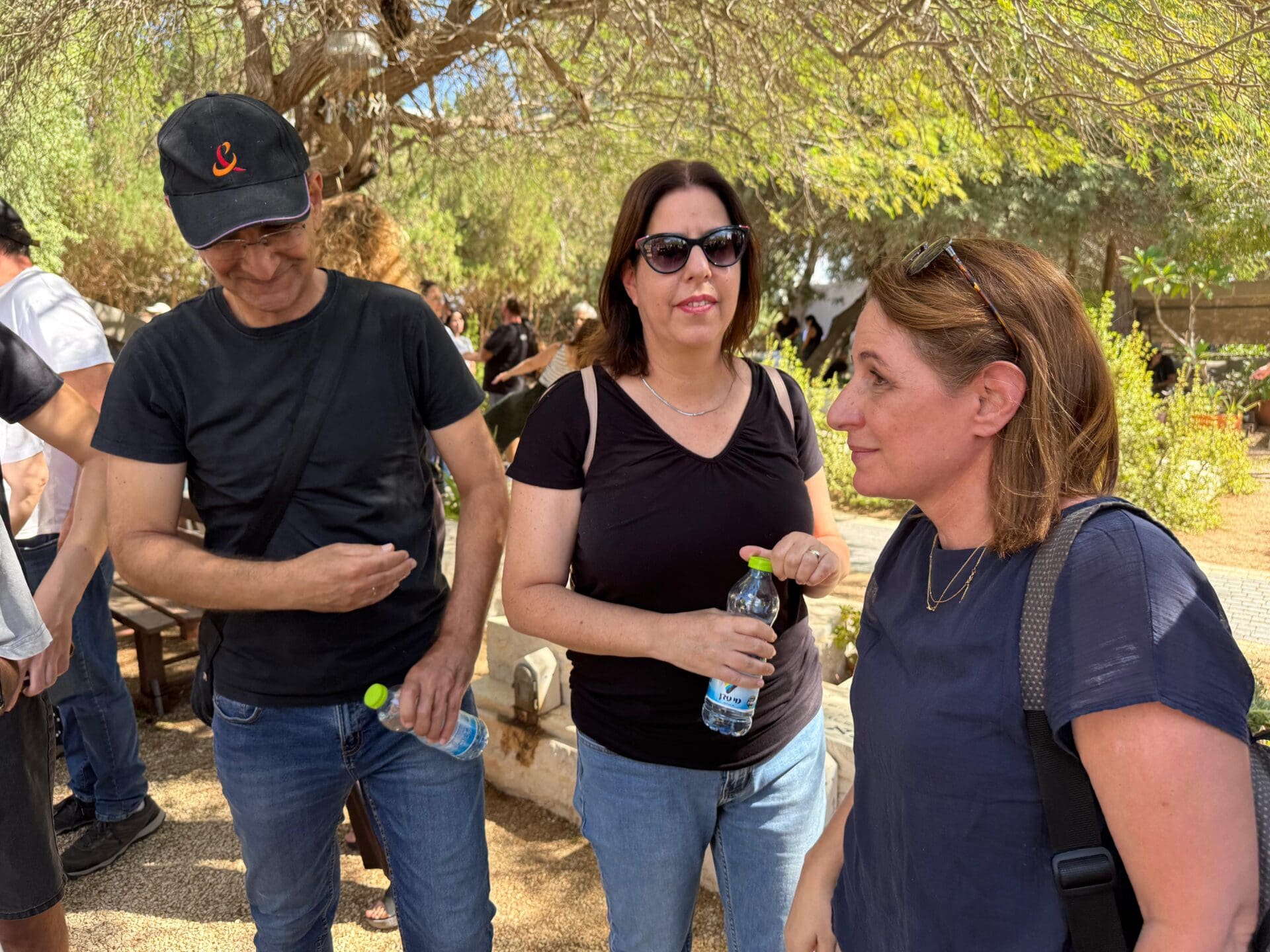 תושבי חיפה בטקס הזיכרון למשפחת קציר ז״ל 7/10/26