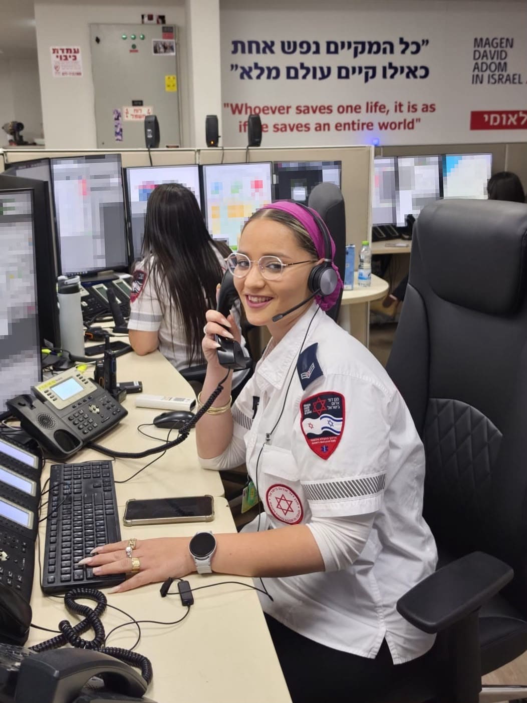 שלוש נקודות אור: חובשת מד״א סייעה בשלוש לידות בלילה אחד 7/10/26 (צילום: דוברות מד״א)