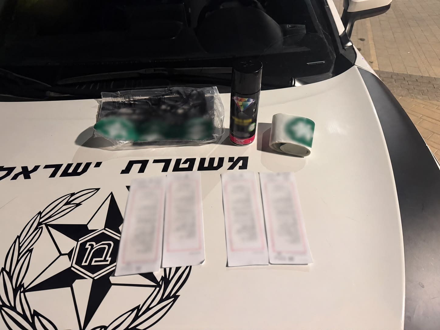 טירת כרמל: שני צעירים נתפסו בחשד להשחתת רכוש עירוני בגרפיטי 11/10/26 (צילום: דוברות עיריית טירת כרמל)
