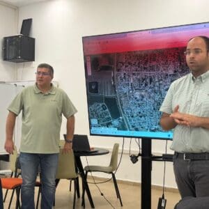 טירת כרמל נערכת להמשך תנופת ההתחדשות העירונית - יגאל אוסיפוב וידידיה קולה 14/10/26 (צילום: דוברות עיריית טירת כרמל)