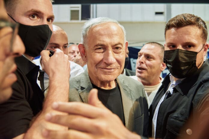 בנימין נתניהו, ביבי נתניהו, ראש הממשלה, ראש ממשלת ישראל, טירת כרמל, סיור בחירות, מערכת בחירות, בחירות בישראל, הליכוד, מפלגת הליכוד, פוליטיקה ישראלית, ביקור פוליטי, קמפיין בחירות, תעמולת בחירות, ממשלת ישראל, מחוז חיפה