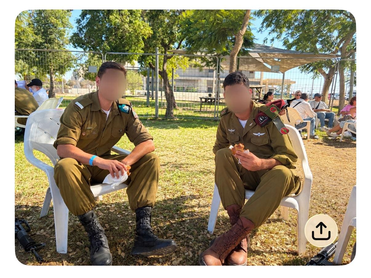 נכד ונין של ניצולת שואה בת 90 סיימו יחד קורס קצינים בבה״ד 1 21/10/26
