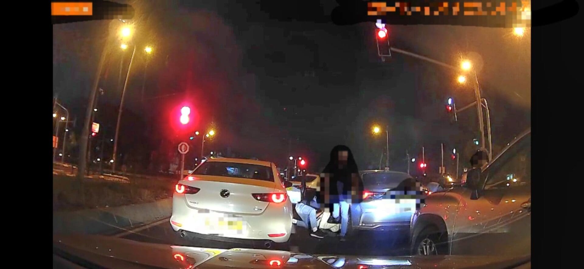 נעצרו חשודים בהשלכת רימון והצתה בקריות; נתפסו כספים מזויפים וציוד מעקב 22/10/26 (צילום: דוברות המשטרה)