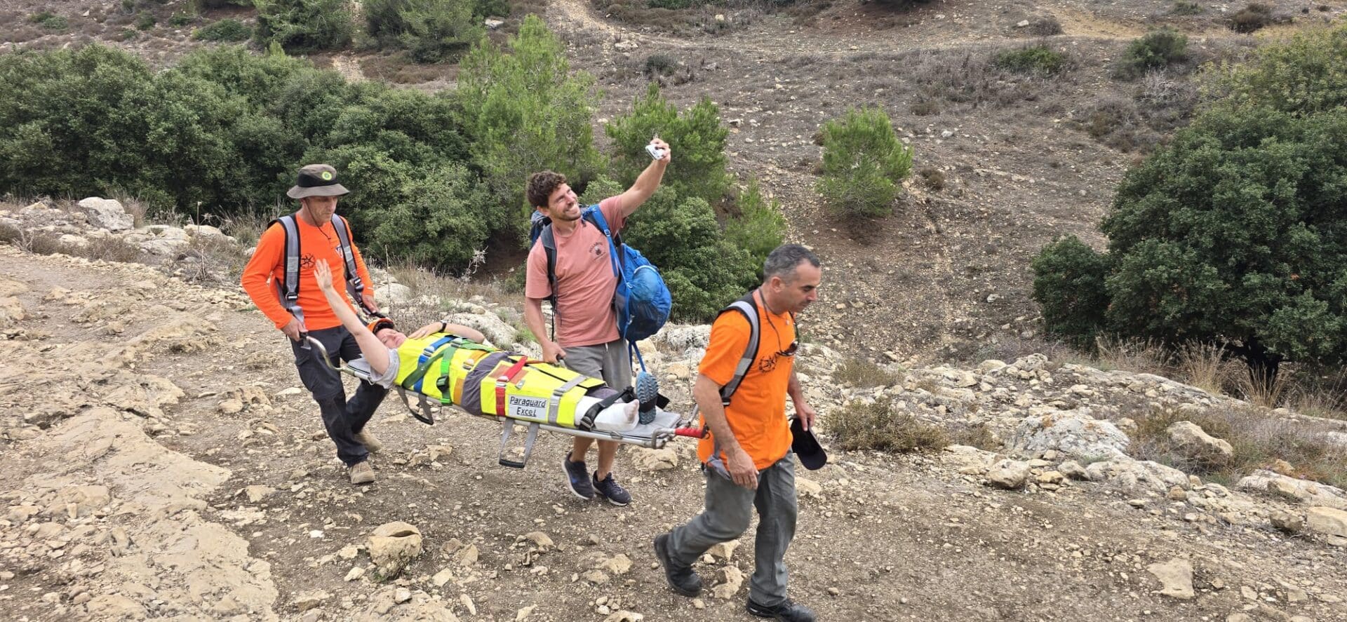 שתי מורות חולצו לאחר שנפצעו בטיול בנחל אלון שבכרמל - תמונות מהחילוץ 26/10/26 (צילום: דוברות יחידת החילוץ ״גליל-כרמל״)