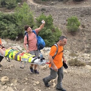 שתי מורות חולצו לאחר שנפצעו בטיול בנחל אלון שבכרמל - תמונות מהחילוץ 26/10/26 (צילום: דוברות יחידת החילוץ ״גליל-כרמל״)