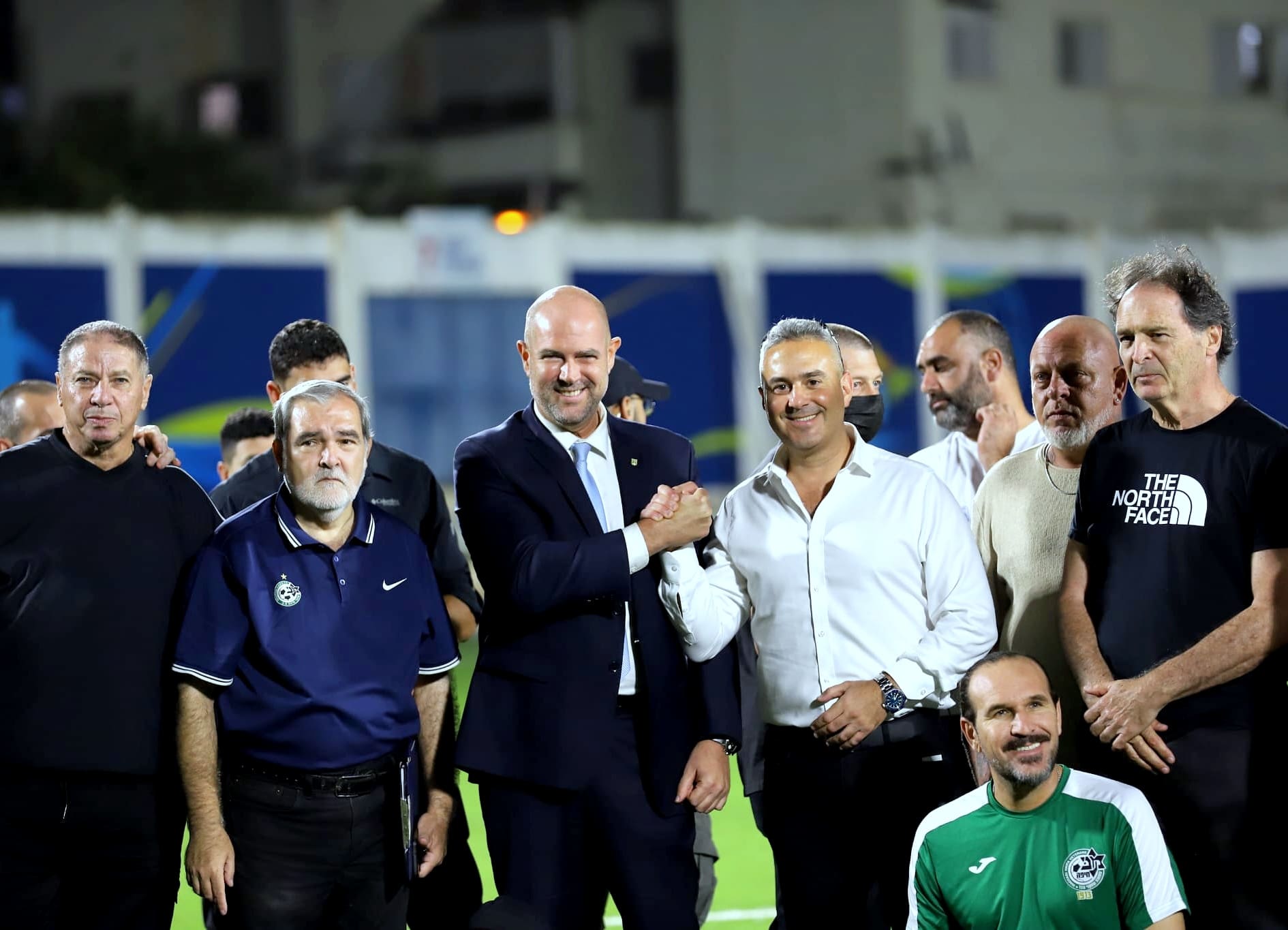 מרגש: וותיקי מכבי חיפה חנכו את אצטדיון הכדורגל החדש והמשודרג בטירת כרמל (צילומים: עוז גרטנר).